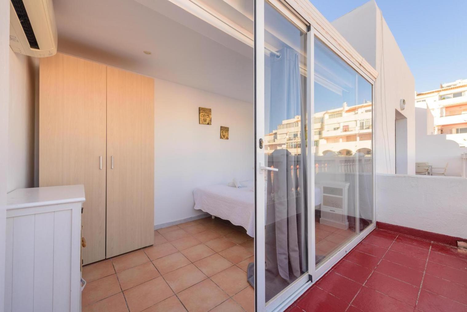 Jacaranda Apartments & Studios Es Cana Zimmer foto